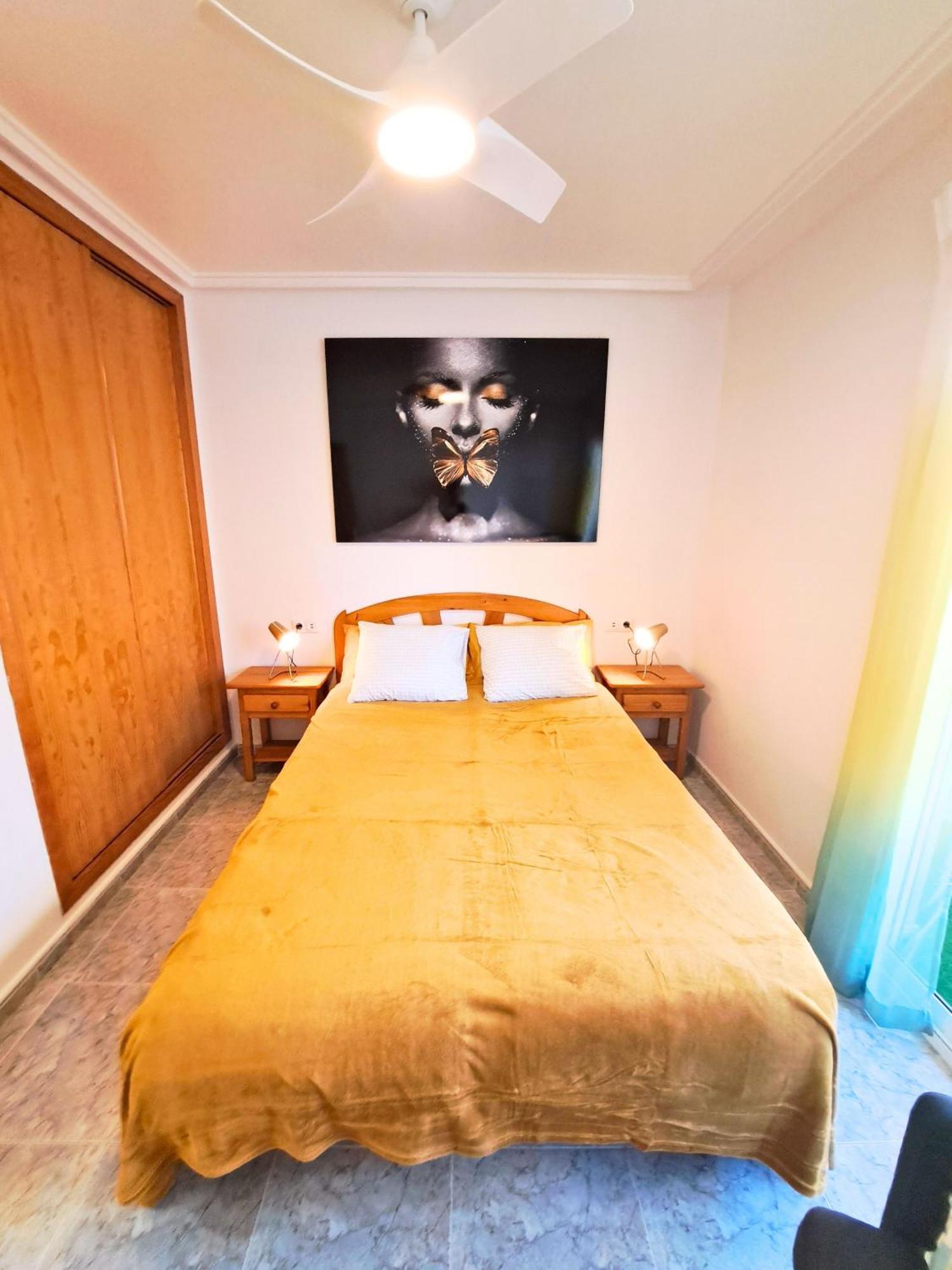 Sea View Apartment 아레날레스 델 솔 외부 사진